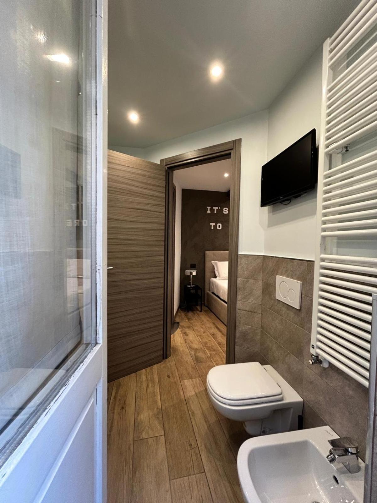 Leonardo Duplex Apartment Milano Exterior foto