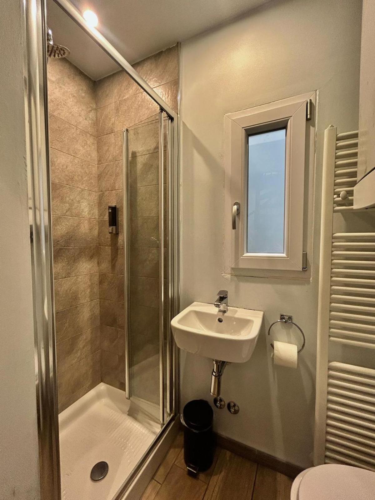Leonardo Duplex Apartment Milano Exterior foto